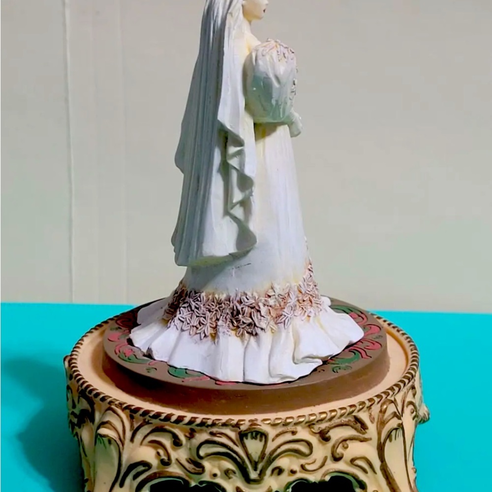 Scarlett’s Betrothal 1993